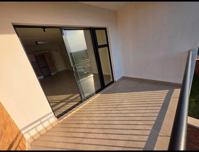 2 BEDROOM PROPERTY TO RENT IN MOOIKLOOF